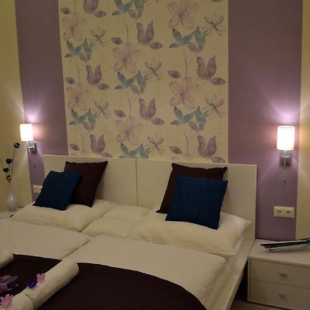 בודפשט Magnolia Terazze Street Parking Apartment מראה חיצוני תמונה
